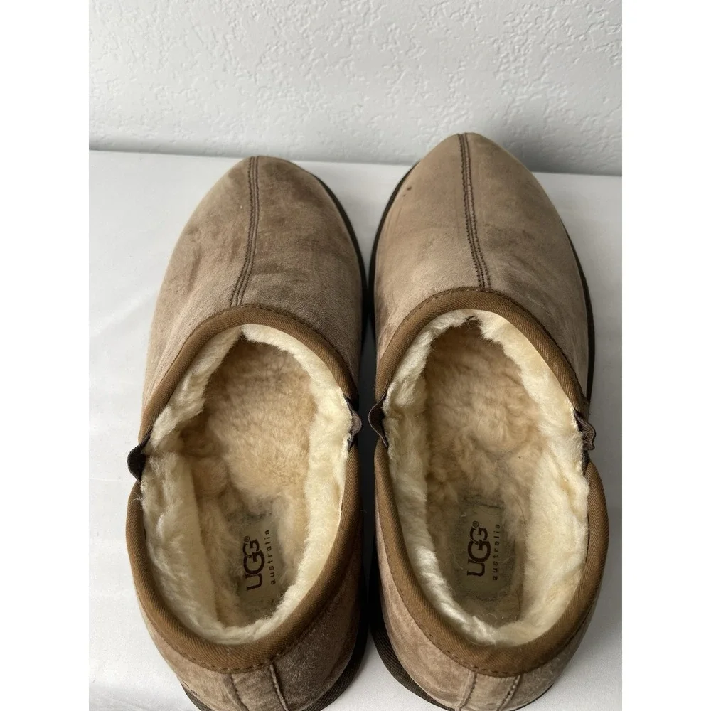 UGG Scuff Romeo ll Slippers Men's Size 11 Chestnut Suede Leather Fur Lined